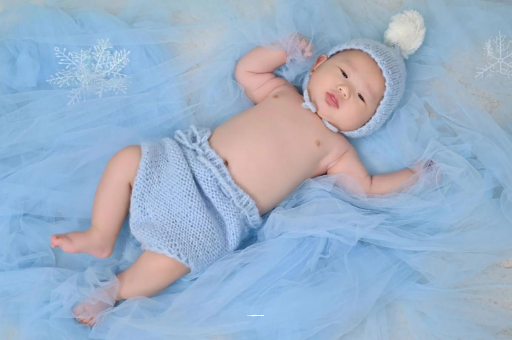 梁山宝宝几个月开始吃辅食